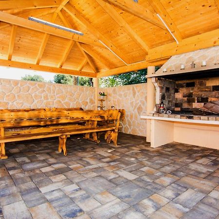 Family Friendly Pool House Ana - Happy Rentals Bibinje Ngoại thất bức ảnh